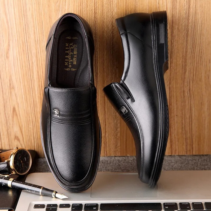 Falviero™ Men's Leather Shoes with Classic Style