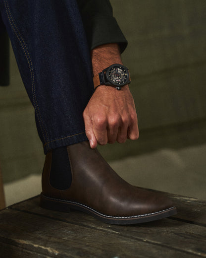 Iveron™ Elegant Leather Chelsea Boots for Men