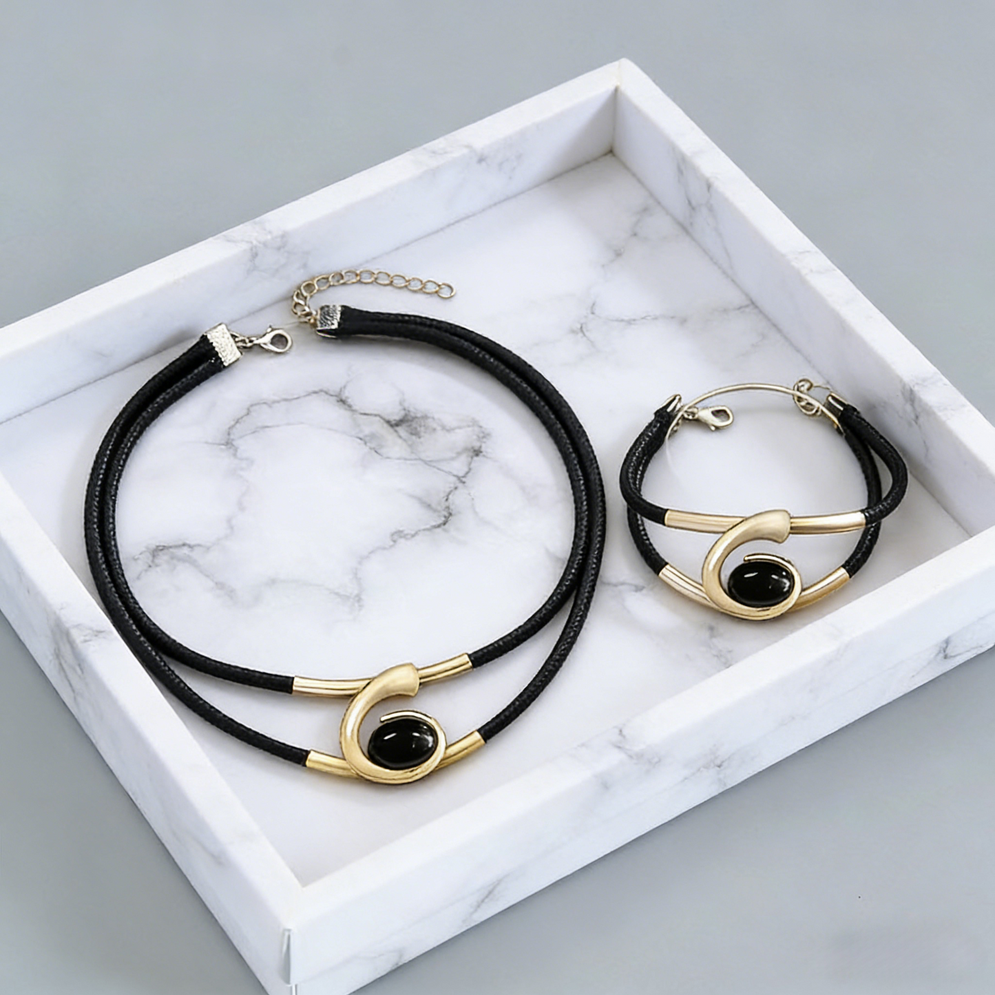 Suri™ Vintage Boho Style Necklace and Bracelet Set