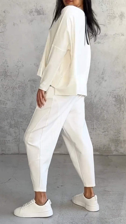 Nuvéa™ Soft Blouse and Lightweight Pants Set